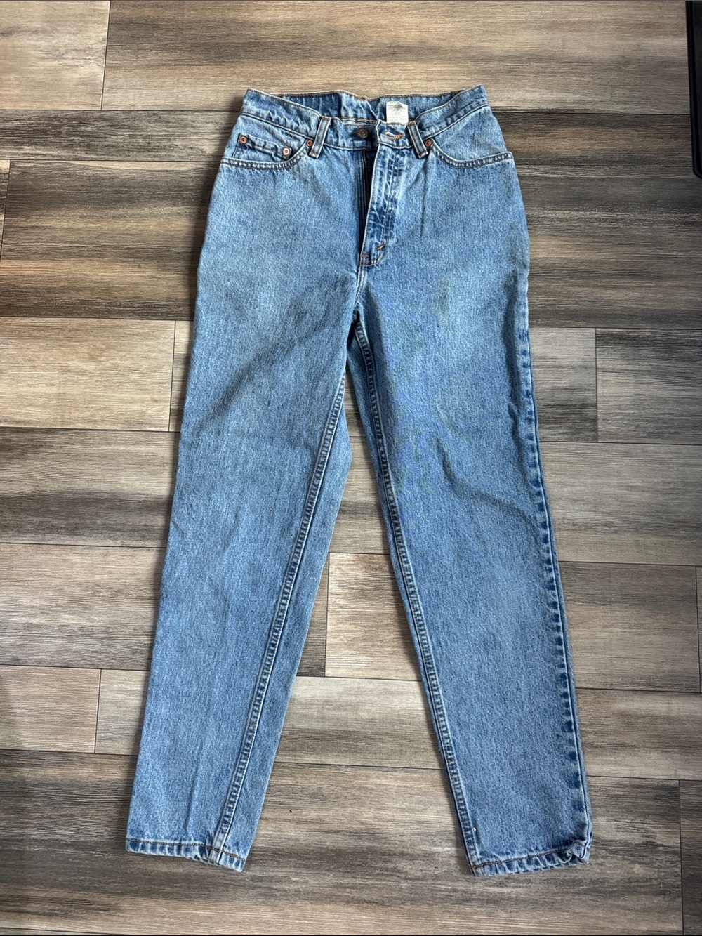 Vintage 90’s Women’s Levi’s Straight Leg High Waist